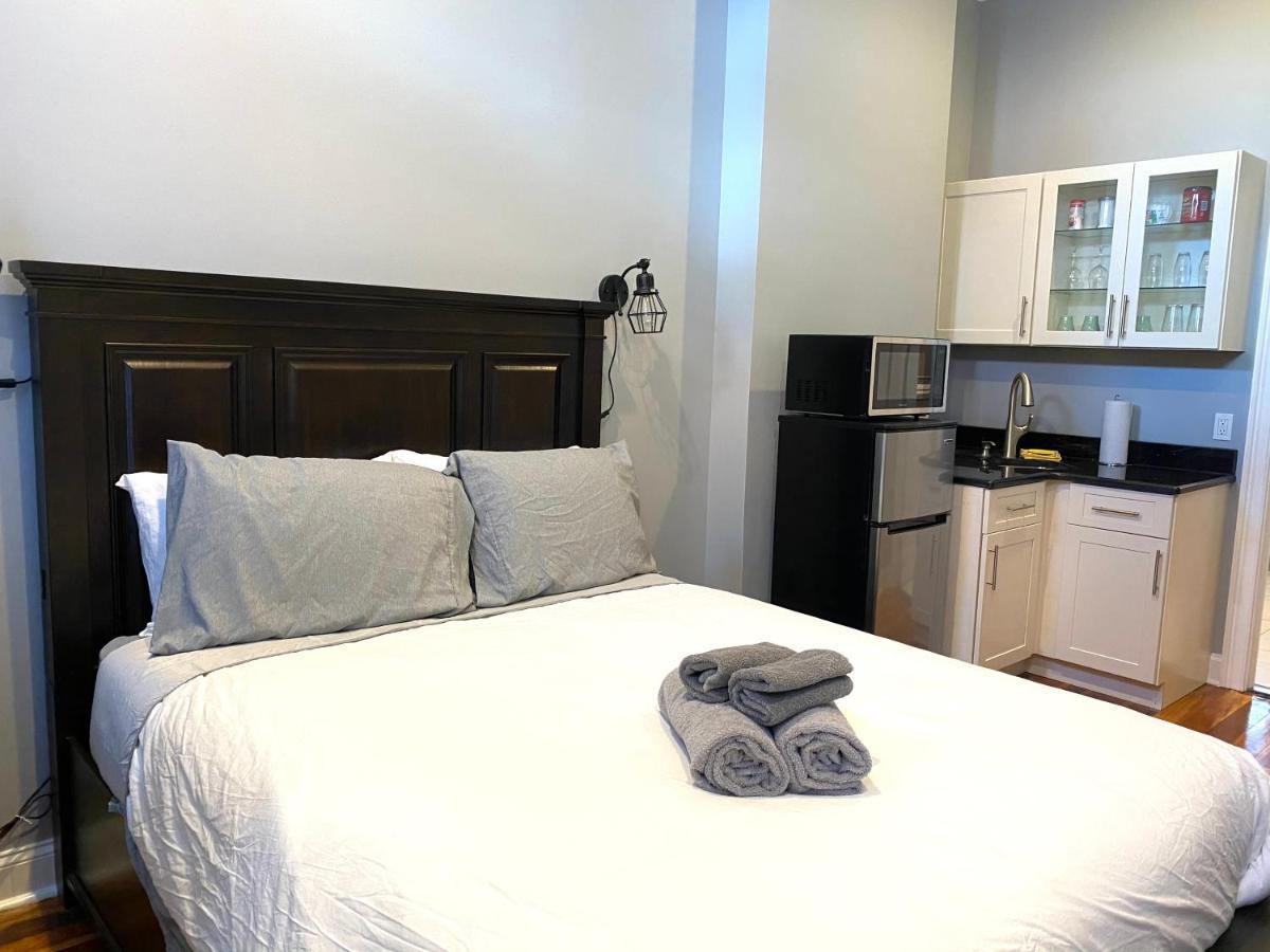 Alina & Fanny - Philadelphia 1224 Mt Vernon St ภายนอก รูปภาพ