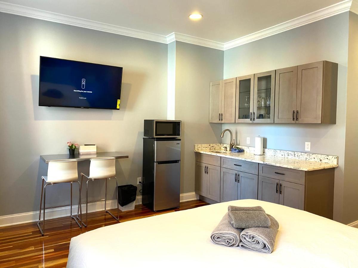 Alina & Fanny - Philadelphia 1224 Mt Vernon St ภายนอก รูปภาพ